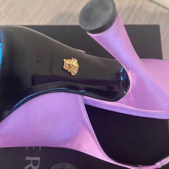 Versace shoes - Picture 6 of 9